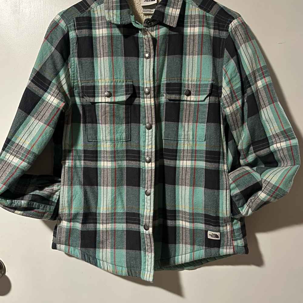 North Face Plaid Fully Lined Button-Up Shacket Size Small